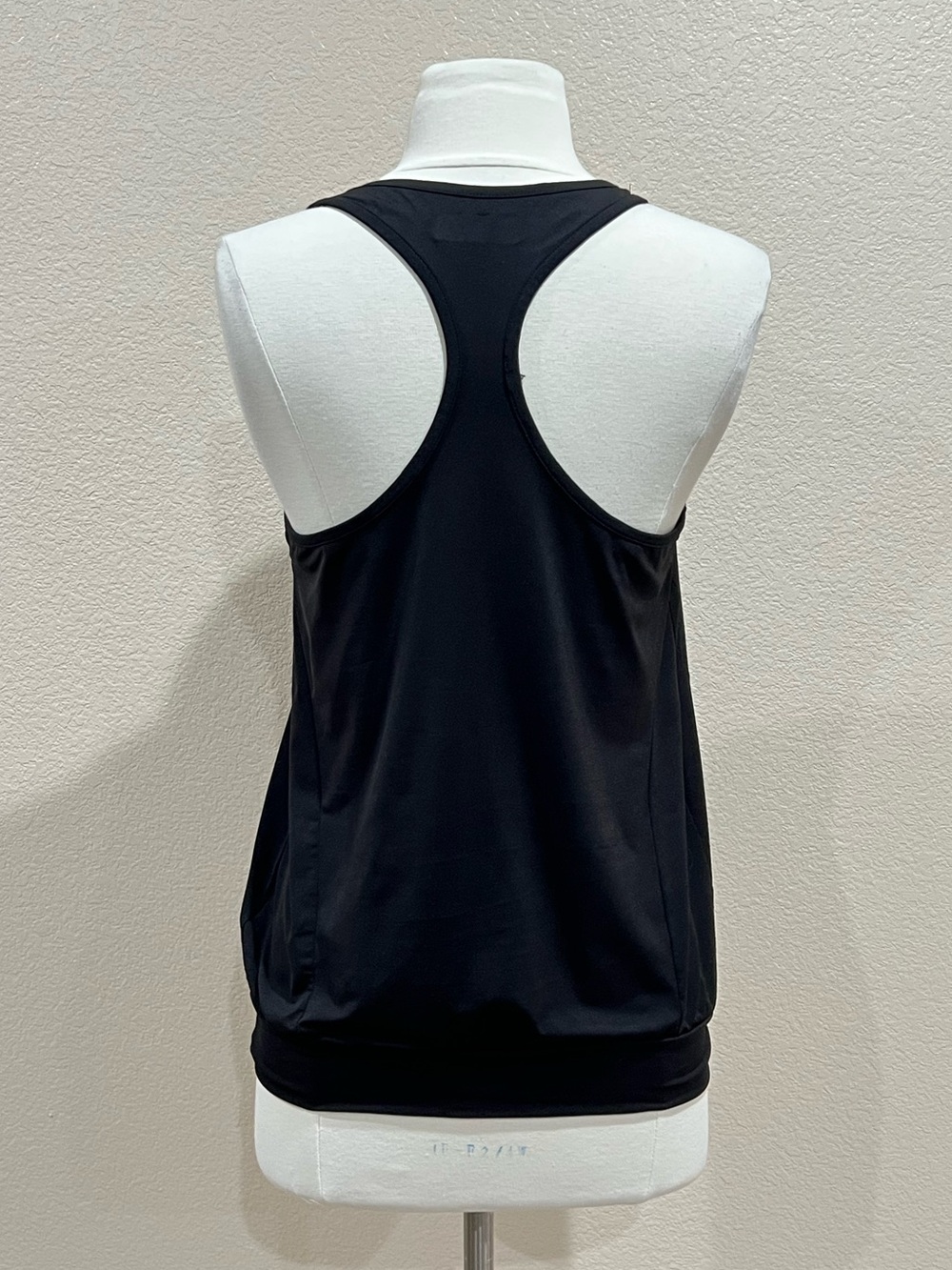 LIJA Black Racerback Blouson Active Tank Top Banded Bottom Athletic Size Medium - Picture 9 of 11